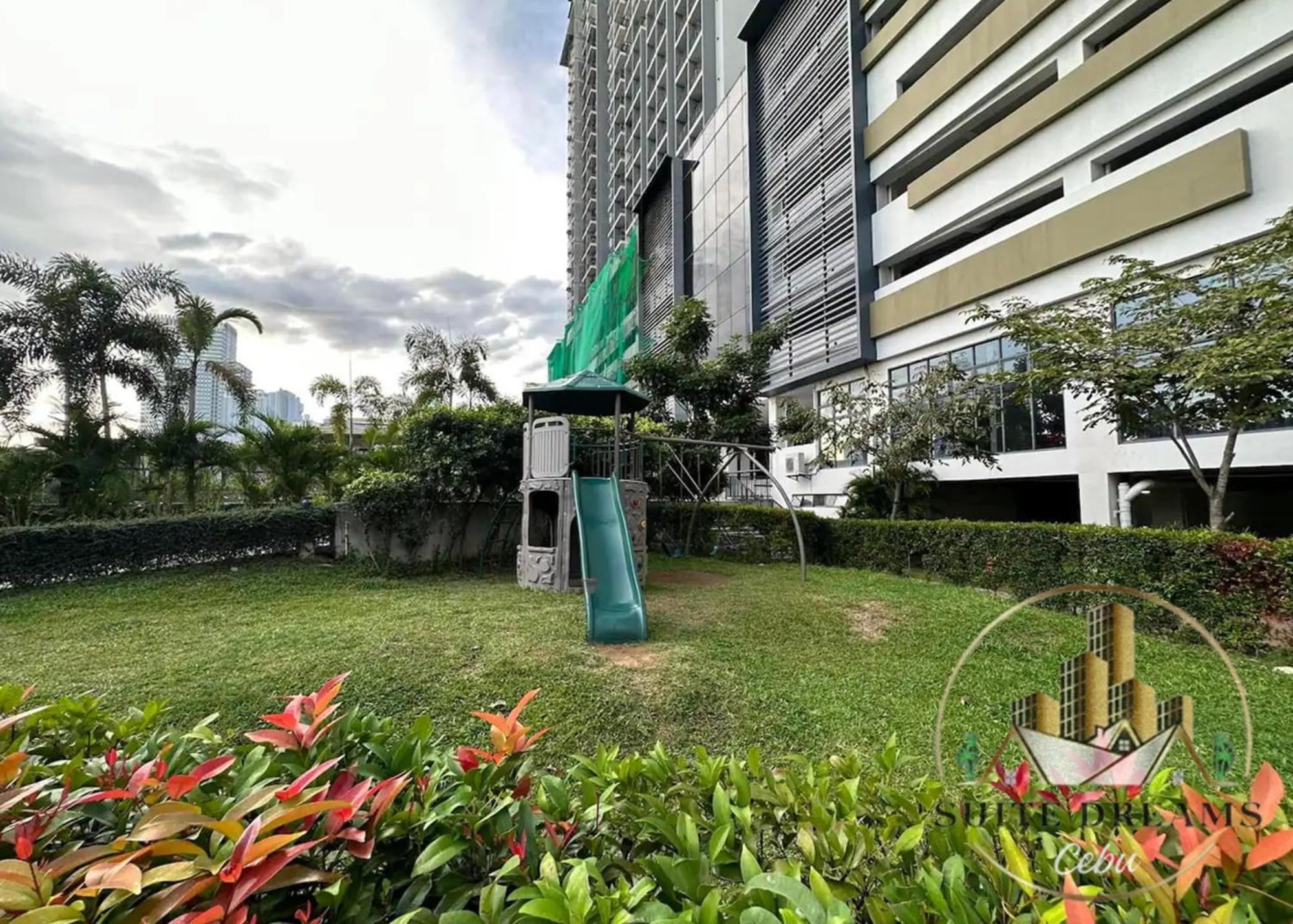 Cozy Furnished Near I.t. Park *
